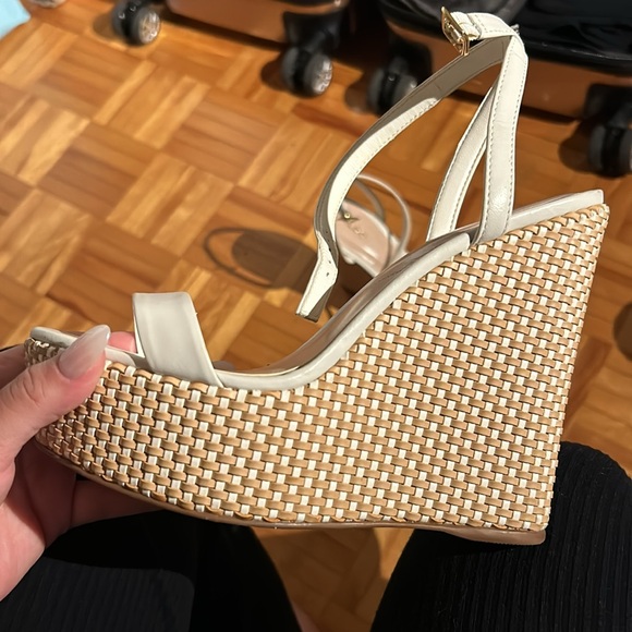 Aldo wedges - Picture 3 of 3